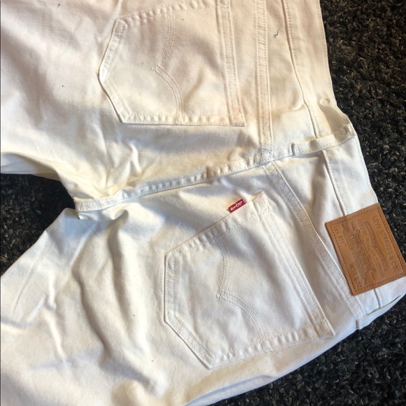 Levi’s premium white jeans 31x32 new - Picture 3 of 3